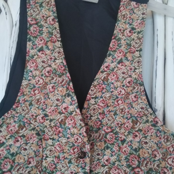 Vintage Tapestry vest - Picture 1 of 5